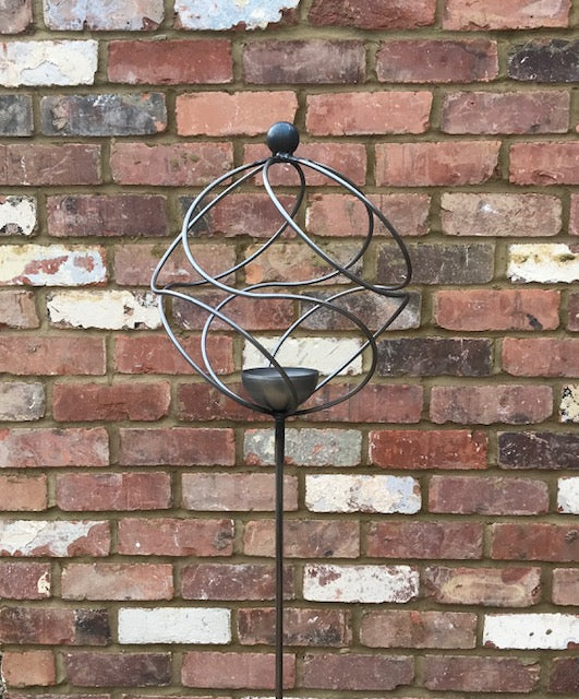 TANGLE BALL ON 4ft STEM WITH BIRD FEEDER - Ready to Rust