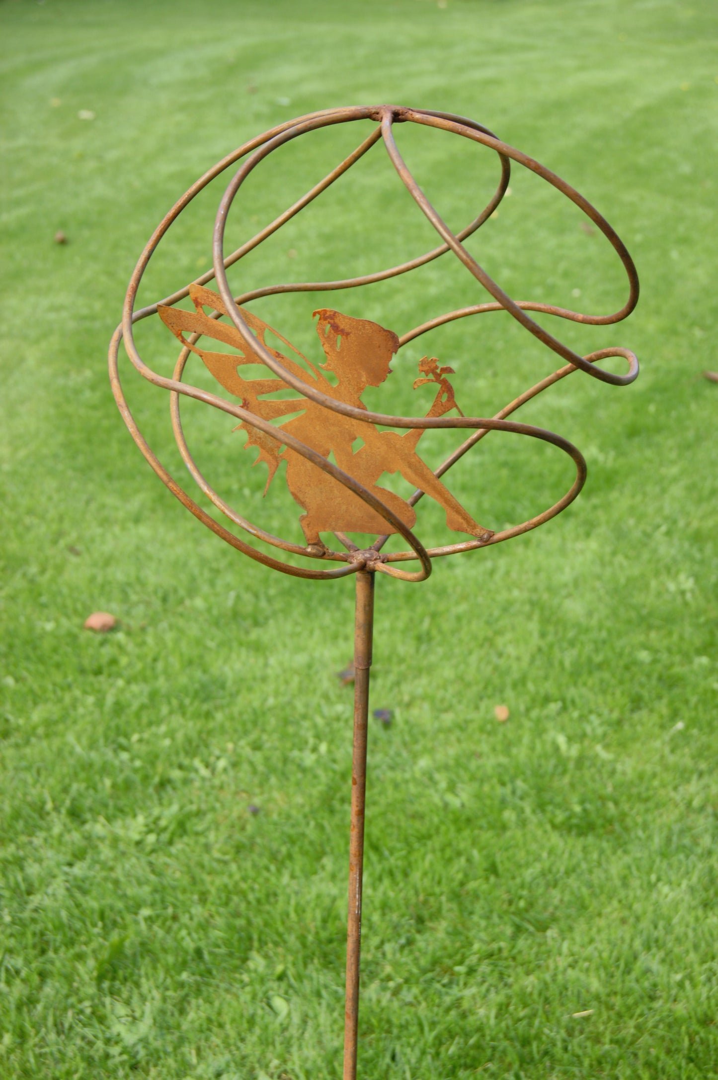 TANGLE BALL ON 4ft STEM WITH SITTING FAIRY - Ready to Rust